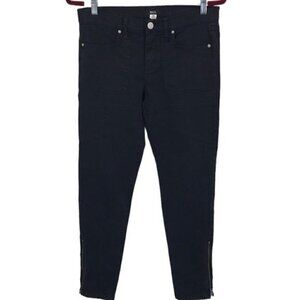 BDG Women's black Skinny Ankle Jeans with Zippered ankles Size 29